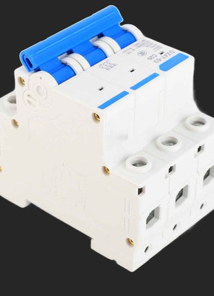 DZ47-63 C25 3P 25A 400V Compact RCCB Safety Switch