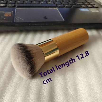 Wooden Grip Big Circular Top Synthetic Hair Makeup Puff Applicator