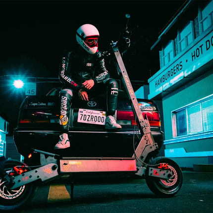 KuKirin G4 Electric Scooter | 2000W Motor | 60V 20Ah Battery | 70km/h Speed | 75km Range | IP54 Waterproof | 11-inch tires