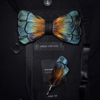 JEMYGINS Papillon con Piume Naturali Fatto a Mano - Set con Spilla Regalo