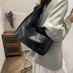 Large Pebbled Black