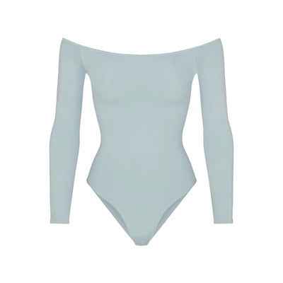 Off-the-shoulder long-sleeved bottoming shirt tight bodysuit