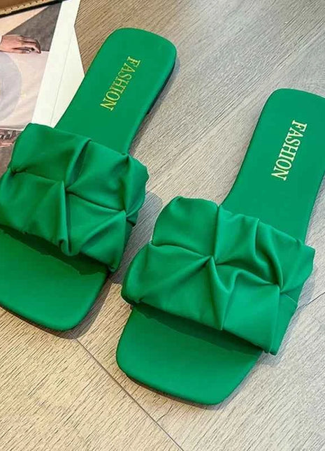 Pantofole estive per le donne Infradito Appartamenti 2024 Nuove pantofole coreane a pieghe Sandali da donna Verde Slip On Scarpe di grandi dimensioni 35-42