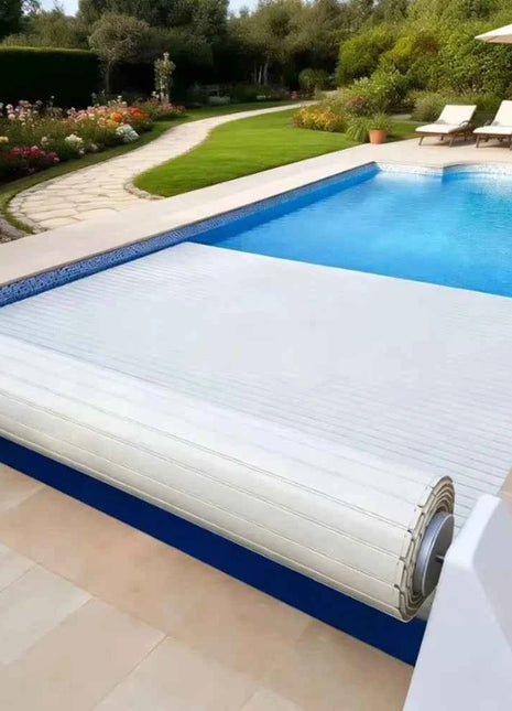 Copertura Automatica per Piscina Completamente Chiusa, Impermeabile, Retrattile, Isolata, con Lamelle, Protezione per Piscina Esterna