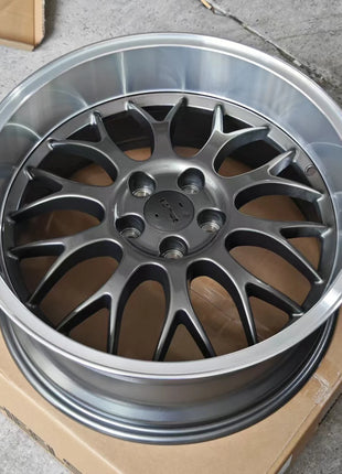 Ruote per auto Ready TP 18*8.5j ET 6 PCD 5X108 CB 65.1 Ruote per passeggeri concave a piatto super profondo per Volvo Classic Old Car Cerchi