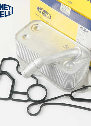 Radiatore Olio Motore di Alta Qualità per BMW E60 E61 E65 E66 E90 E81 E87 X70 X5 X6 E71 X11 F10 X3 N20 520i 528i 730i 740i