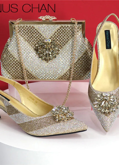 Nuovi arrivi Design speciale colore argento scarpe da donna africane e Set di borse décolleté a punta per la festa di nozze
