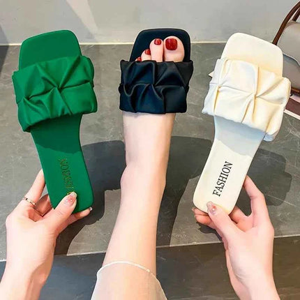 Pantofole estive per le donne Infradito Appartamenti 2024 Nuove pantofole coreane a pieghe Sandali da donna Verde Slip On Scarpe di grandi dimensioni 35-42