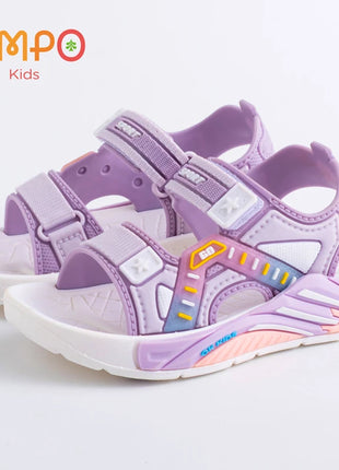 Un paio di sandali estivi per bambini, scarpe da spiaggia casual con fondo morbido unisex per studenti della scuola primaria