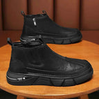 Black Boots / 44