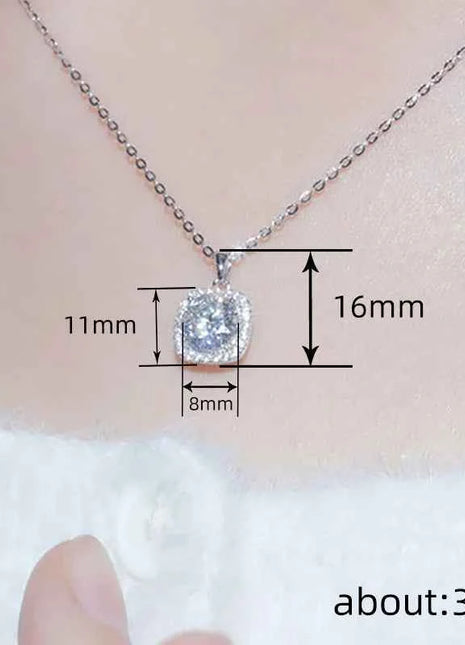 Collana con ciondolo da donna Huitan color argento, a forma di cuscino, accessori per feste di matrimonio, gioielli alla moda con zirconi cubici brillanti intarsiati