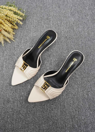 2024 Pantofole da donna nuove estive a punta con bocca di pesce Tacchi alti Pantofole da esterno antiscivolo sexy GJ Scarpe singole decorative in metallo