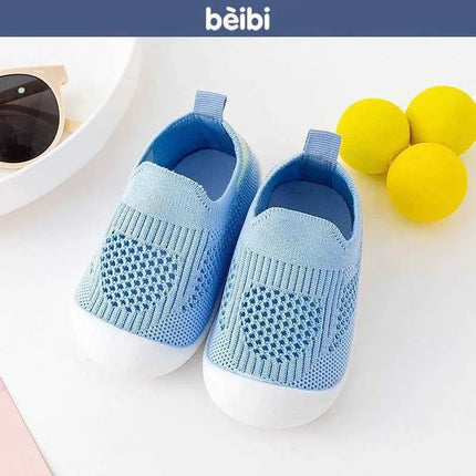 Calzini con suola morbida per bambini primavera/estate Scarpe in rete unisex Calzini da pavimento antiscivolo per bambini 0-3T Scarpe da passeggio morbide e leggere