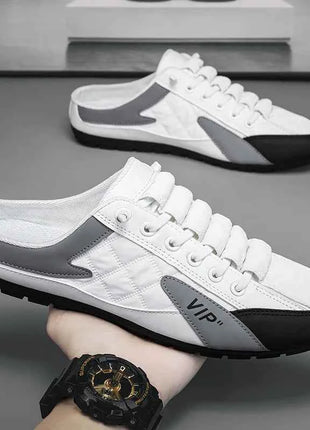 2023 Moda uomo Nuovo stile con suola in lat Wild a fondo piatto Estate Sezione sottile Baotou Mezze pantofole
