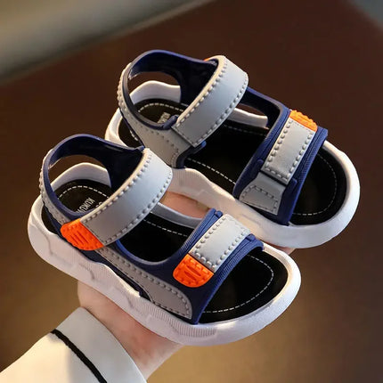2023 Sandali in pelle per ragazzi estivi per bambini Scarpe per bambini Scarpe da spiaggia piatte per bambini Sport Sandali per bambini casual morbidi antiscivolo