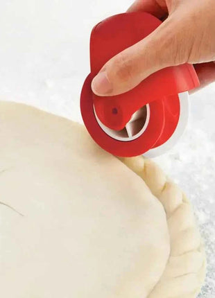 Pizza Cutter Roller Knife Plastic Manual Twist Wheel Baking Tool Kitchen Pasta Cutting Wheel Roller Home Pasta Cutter