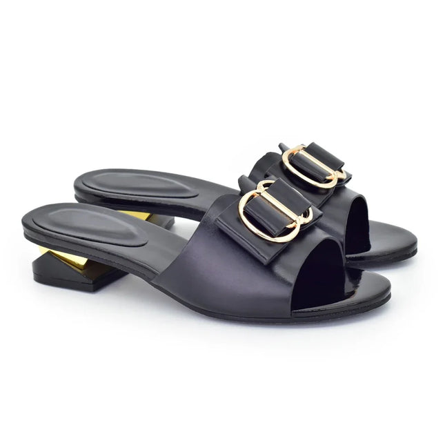 Pantofole estive stile italiano stile dolce per la festa di nozze reali sandali con cinturino alla caviglia scarpe da sposa da donna con strass eleganti