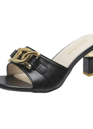 Vendita calda della stagione Sandali con tacco alto di nuova moda Catena con fibbia Radice quadrata Pantofole di grandi dimensioni Versione aggiornata in gomma da donna