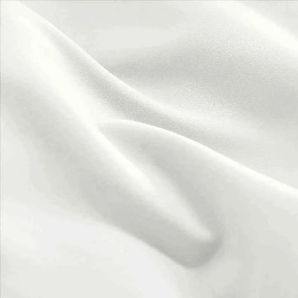 Abito da sera su misura bianco con spalle scoperte, a maniche lunghe, in organza, lunghezza al pavimento, linea ad A, modello 2026
