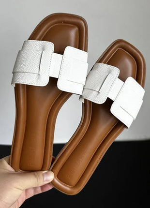 2025 Modern Women's Slippers Summer Outdoor Comfortable Flat Slippers Luxury Leather Slippers Women's Sandals Casual Slide Shoes