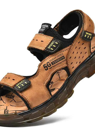 2023 Sandali da uomo in pelle da uomo Scarpe estive Uomo Casual Comodi sandali a piedi nudi da uomo Pentoufle Homme Sandali estivi da uomo