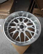 Ruote per auto Ready TP 18*8.5j ET 6 PCD 5X108 CB 65.1 Ruote per passeggeri concave a piatto super profondo per Volvo Classic Old Car Cerchi