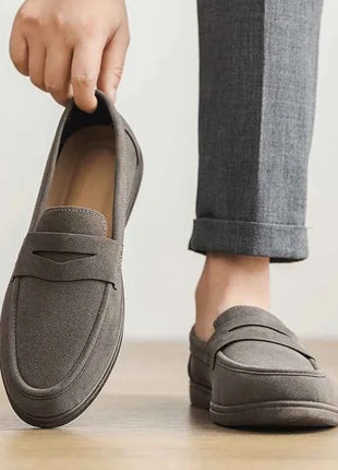Hot Sale Men's Slip On Loafers Preppy Lightweight Breathable Comfort Outdoor Flats Non Slip Soft Sole Casual Daily Walking Shoes