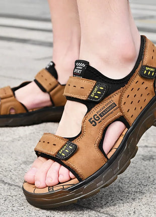 2023 Men's Leather Sandals Summer Shoes Men Casual Comfortable Men's Barefoot Sandals Pentoufle Homme Men's Summer Sandals