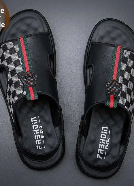 Sandali con fondo morbido casual da uomo 2023 Nuovo stile estivo a due usi in vera pelle traspirante antiscivolo Abbigliamento esterno alla moda