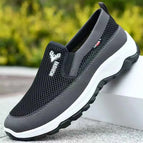 Black B / 44