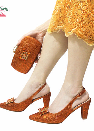 Set di Scarpe e Borsa per Donna Africana in Colore Fucsia, Design Classico Italiano di Alta Qualità con Cristalli Brillanti per Matrimoni e Feste