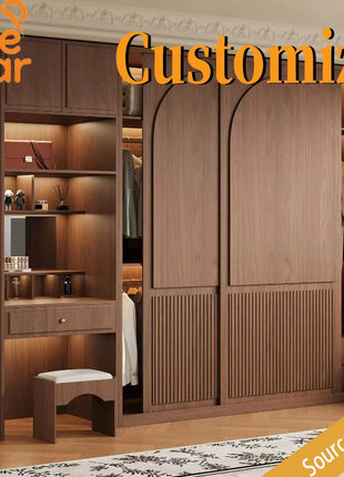 Armadio personalizzabile in rovere massiccio con ante scorrevoli, adatto per l'uso domestico nelle camere da letto, dotato di un comò.