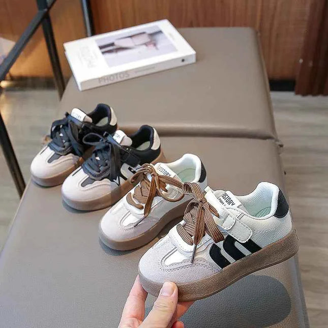 Nuova primavera nuove scarpe da ragazza sneakers da ragazzo traspiranti moda casual scarpe sportive per bambini scarpe da tavolo per bambini grandi da 3 a 12 anni