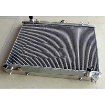 For 00-17 Mitsubishi Pajero III IV Montero/Shogun/Sfx V60/V70/V80 NM NP NS NT V68W/V78W 2.8/3.2L V6 Diesel AT Aluminum Radiator