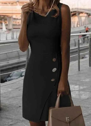 Abito corto da donna bianco elegante con bretelle con scollo tondo e gonna sexy aderente che abbraccia i fianchi Mini abito con bottoni a nastro puro Nuovo