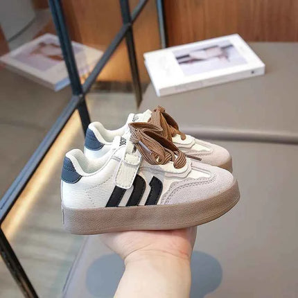 Nuova primavera nuove scarpe da ragazza sneakers da ragazzo traspiranti moda casual scarpe sportive per bambini scarpe da tavolo per bambini grandi da 3 a 12 anni