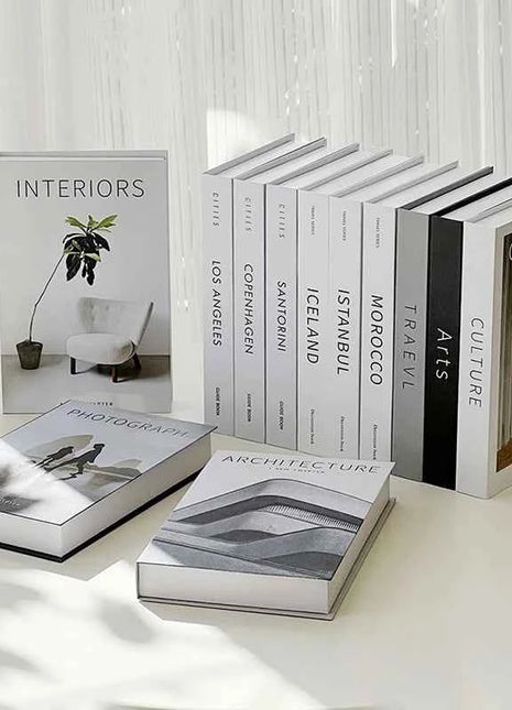 Nuovi libri finti di lusso per la decorazione Libro di simulazione creativa di moda Ornamento da tavolo Libri da tavolino Decorazioni per la casa