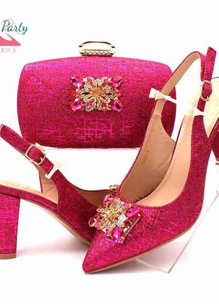 Set di Scarpe e Borsa per Donna Africana in Colore Fucsia, Design Classico Italiano di Alta Qualità con Cristalli Brillanti per Matrimoni e Feste
