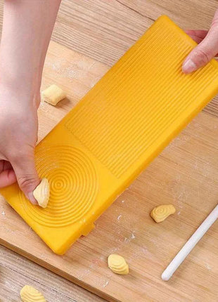1 Set of multifunctional pasta making board DIY pasta making board noodle tool noodle mold kitchen pastry small tool