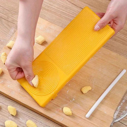 1 Set of multifunctional pasta making board DIY pasta making board noodle tool noodle mold kitchen pastry small tool