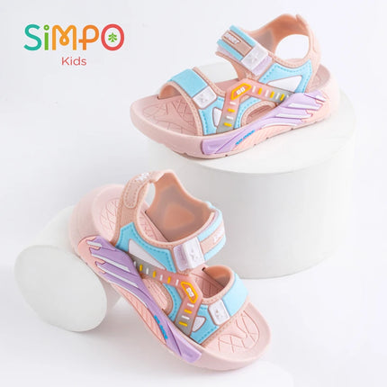 Un paio di sandali estivi per bambini, scarpe da spiaggia casual con fondo morbido unisex per studenti della scuola primaria