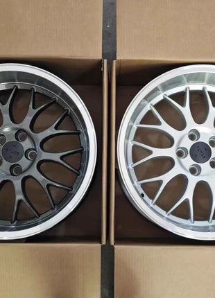 Ruote per auto Ready TP 18*8.5j ET 6 PCD 5X108 CB 65.1 Ruote per passeggeri concave a piatto super profondo per Volvo Classic Old Car Cerchi