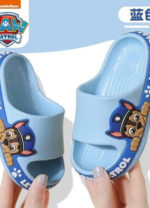 Paw Patrol Chase Zoccoli per bambini Scarpe per bambini per interni ed esterni, Decorazione traspirante con suola antiscivolo ad asciugatura rapida, comode pantofole
