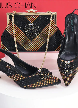 Nuovi arrivi Design speciale colore argento scarpe da donna africane e Set di borse décolleté a punta per la festa di nozze