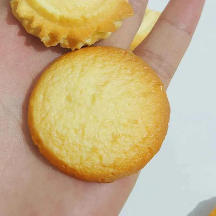 1: 1 Simulation 5/10pcs Cookie Model PVC Stereoscopic Cookie Creative Food party Play Photography Movie Props Shop Window Show