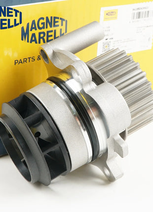 06F121011 Pompa dell'Acqua di Alta Qualità per Motore EA113 2.0T per Audi A1 A3 A4 B7 A6 C6 TT e per VW Golf Scirocco EOS Jetta Passat Octavia