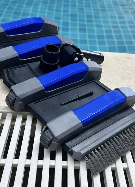 Testa per aspiratore piscina professionale rinforzata con ruote e manico in alluminio, testa flessibile pesata per aspirazione professionale