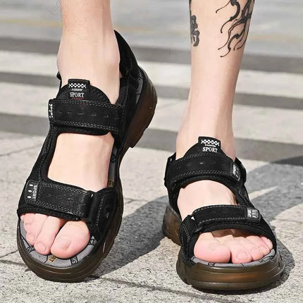 2023 Sandali da uomo in pelle da uomo Scarpe estive Uomo Casual Comodi sandali a piedi nudi da uomo Pentoufle Homme Sandali estivi da uomo