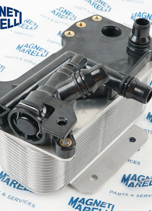 17217638582 17217618778 Radiatore Olio Trasmissione Automatica di Alta Qualità per BMW F07 F10 F11 F18 LCI 520Li 520i 525Li 528i N20