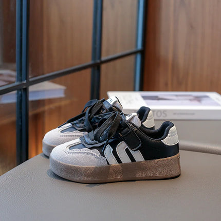 Nuova primavera nuove scarpe da ragazza sneakers da ragazzo traspiranti moda casual scarpe sportive per bambini scarpe da tavolo per bambini grandi da 3 a 12 anni